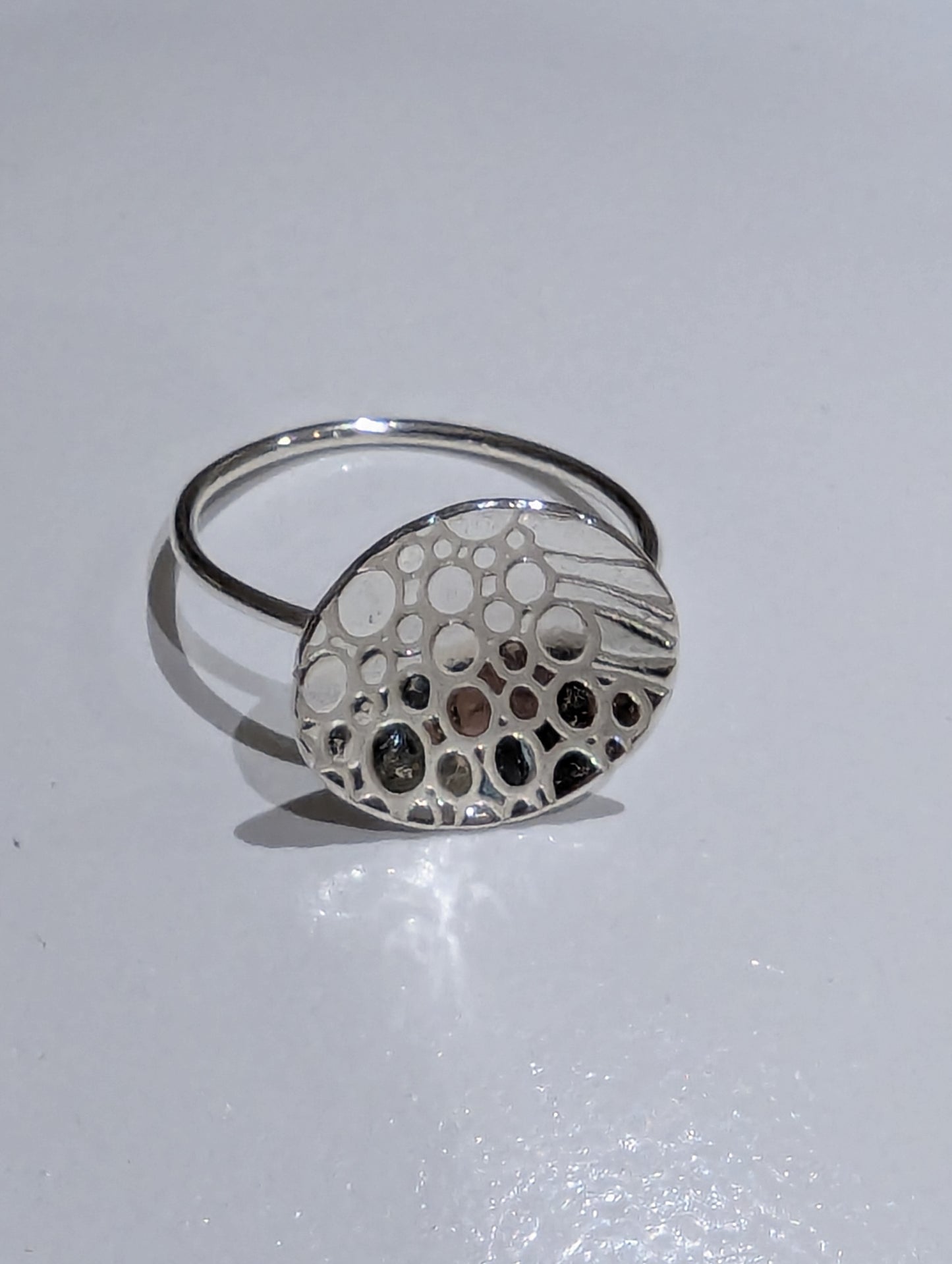 Dotty Disk Ring