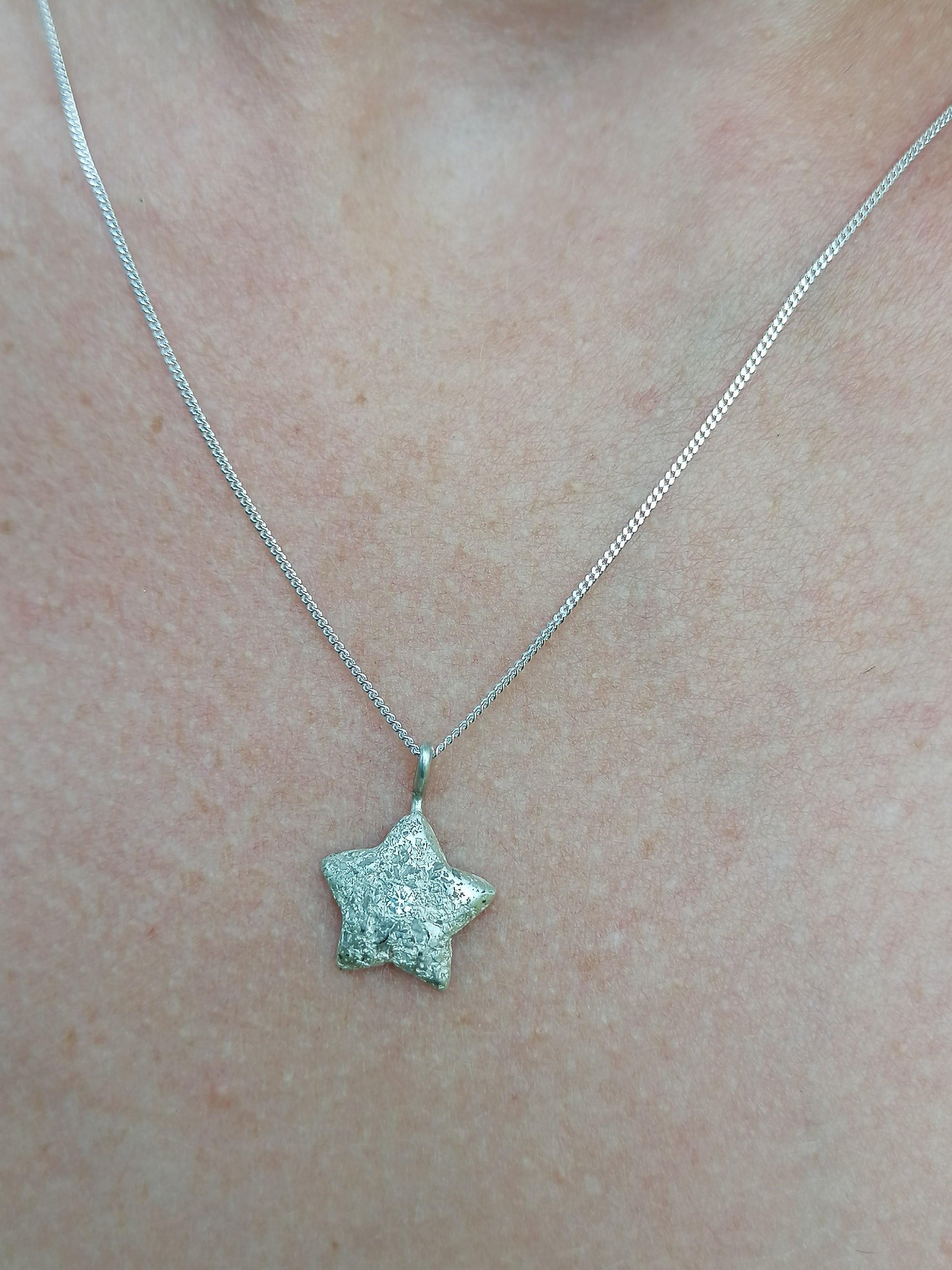 Star Memorial Ashes Pendent - NaomiRaeByDesign