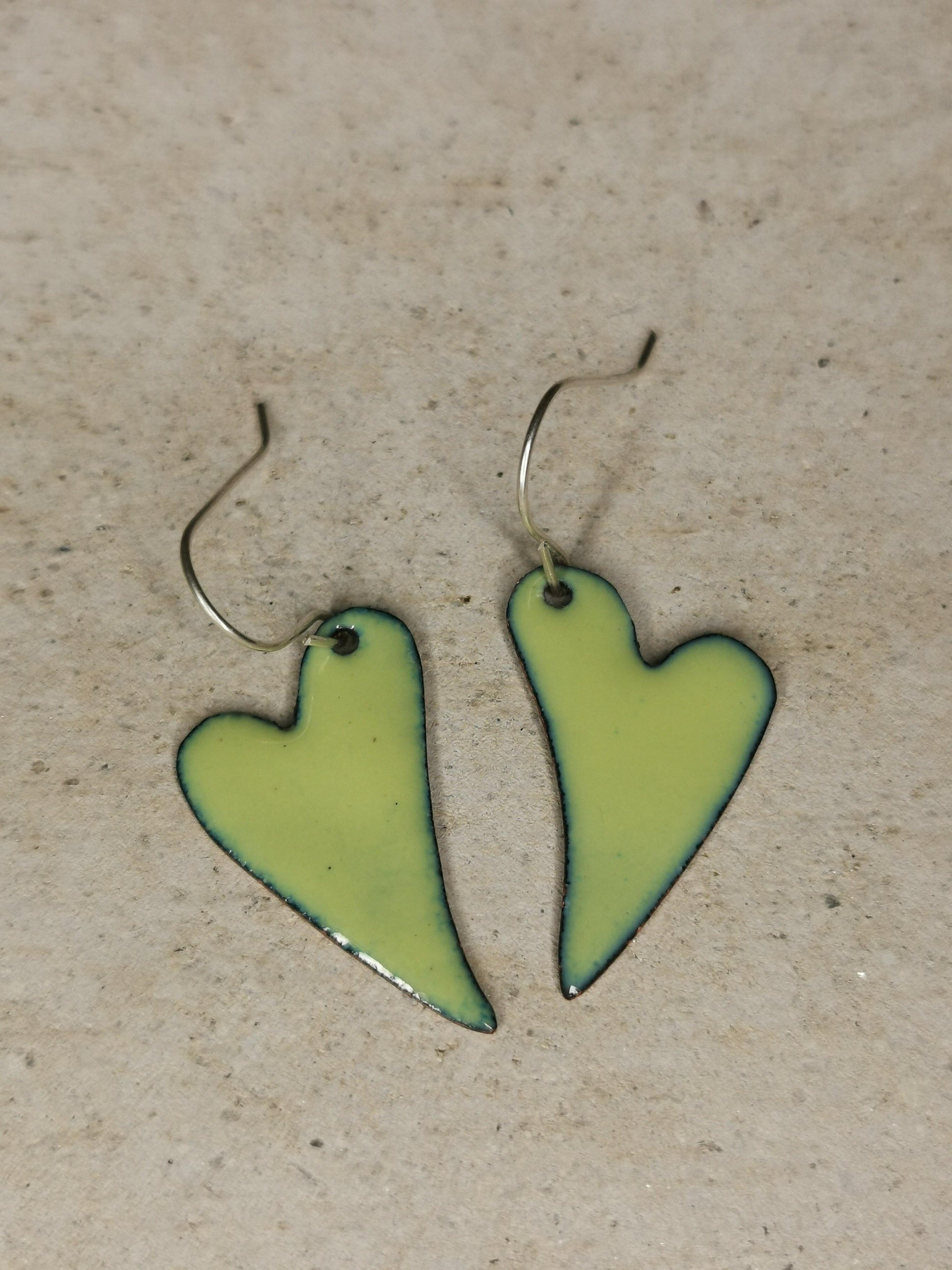 Elongated Enamelled Heart - NaomiRaeByDesign