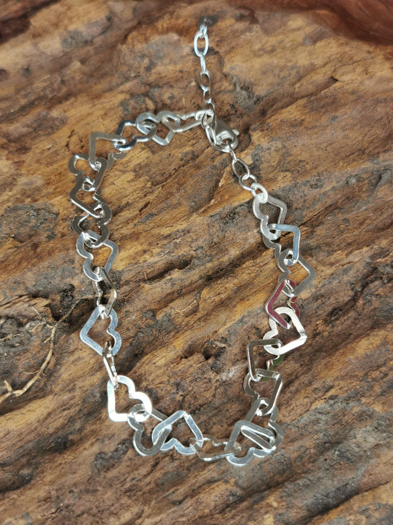 Sterling Silver Plain Heart Link Bracelet | H.Samuel